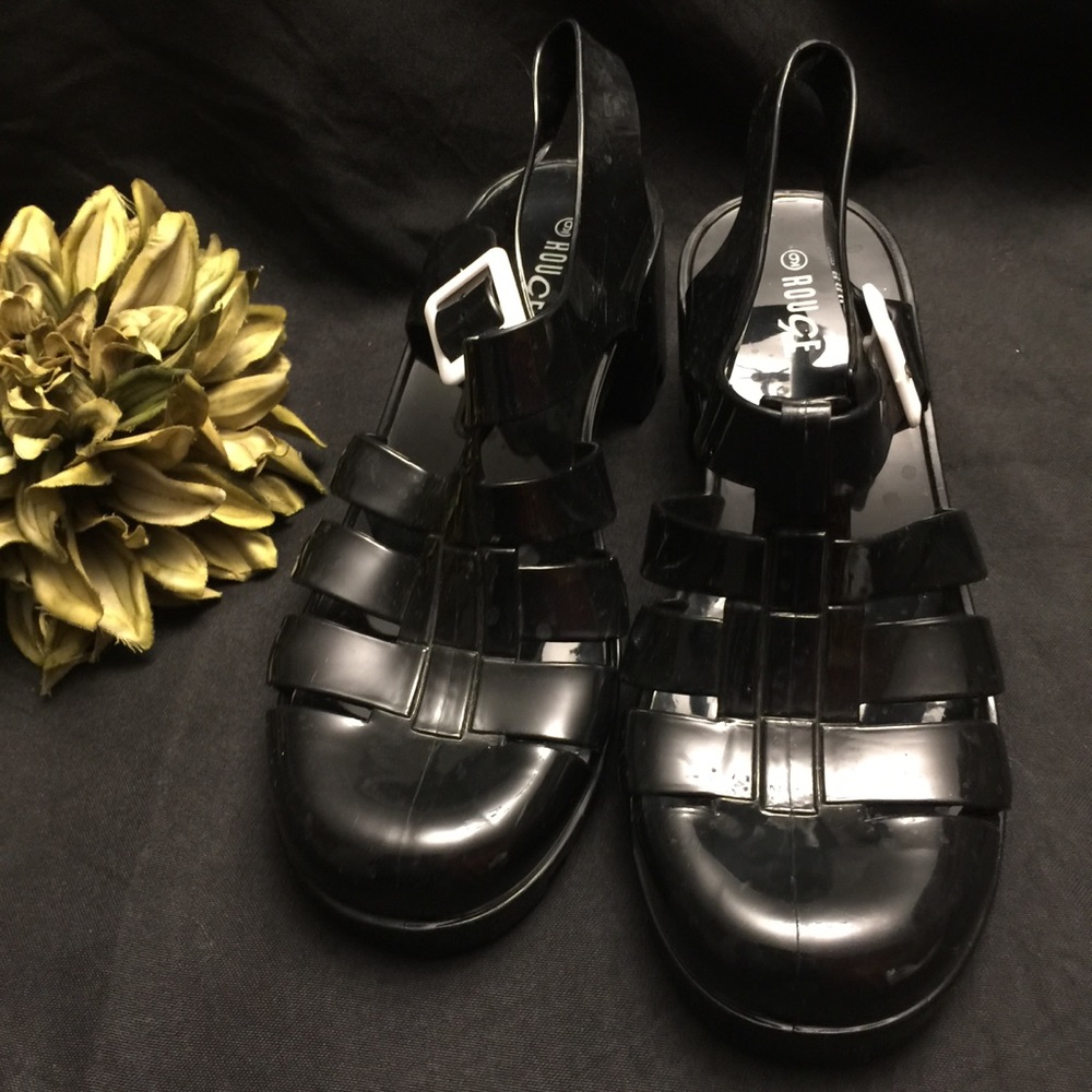Rouge Helium plastic wedges, White‎ buckle clasp-9